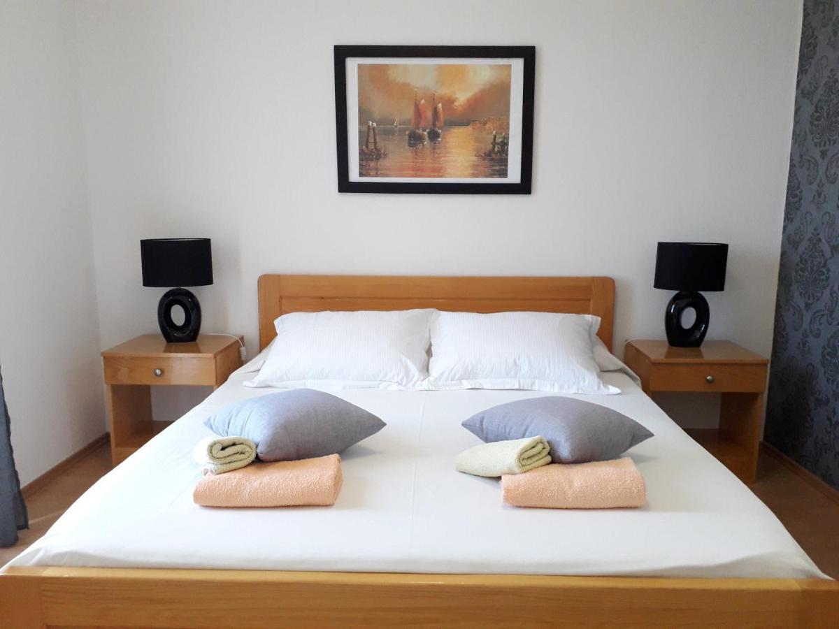 סבטי פטר Hollywood Rooms מראה חיצוני תמונה